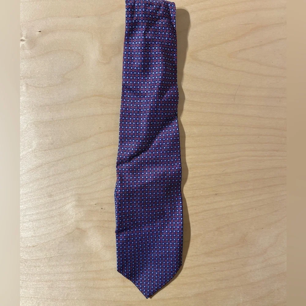 Izod Men's Tie in Purple and Blue Pattern (DZ)